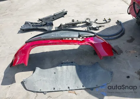 2023 Tesla Model Y Awd/Long Range Dual Motor All-Wheel Drive z USA, uszkodzony, nr VIN 7SAYGDEE1PF897225